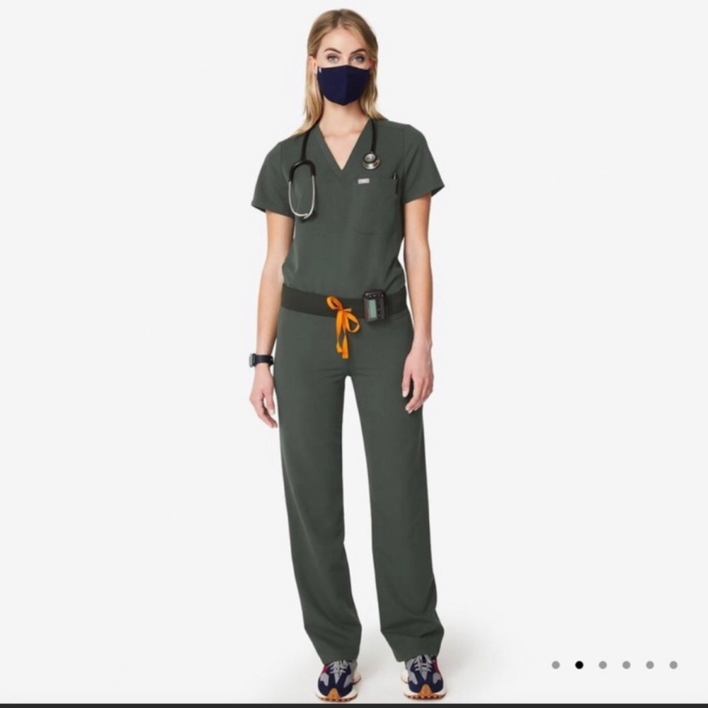 NWT FIGS Scrub Pants XS Moss Livingston